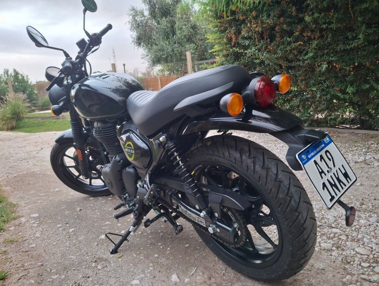 Royal Enfield Hunter Usada en San Juan, deRuedas