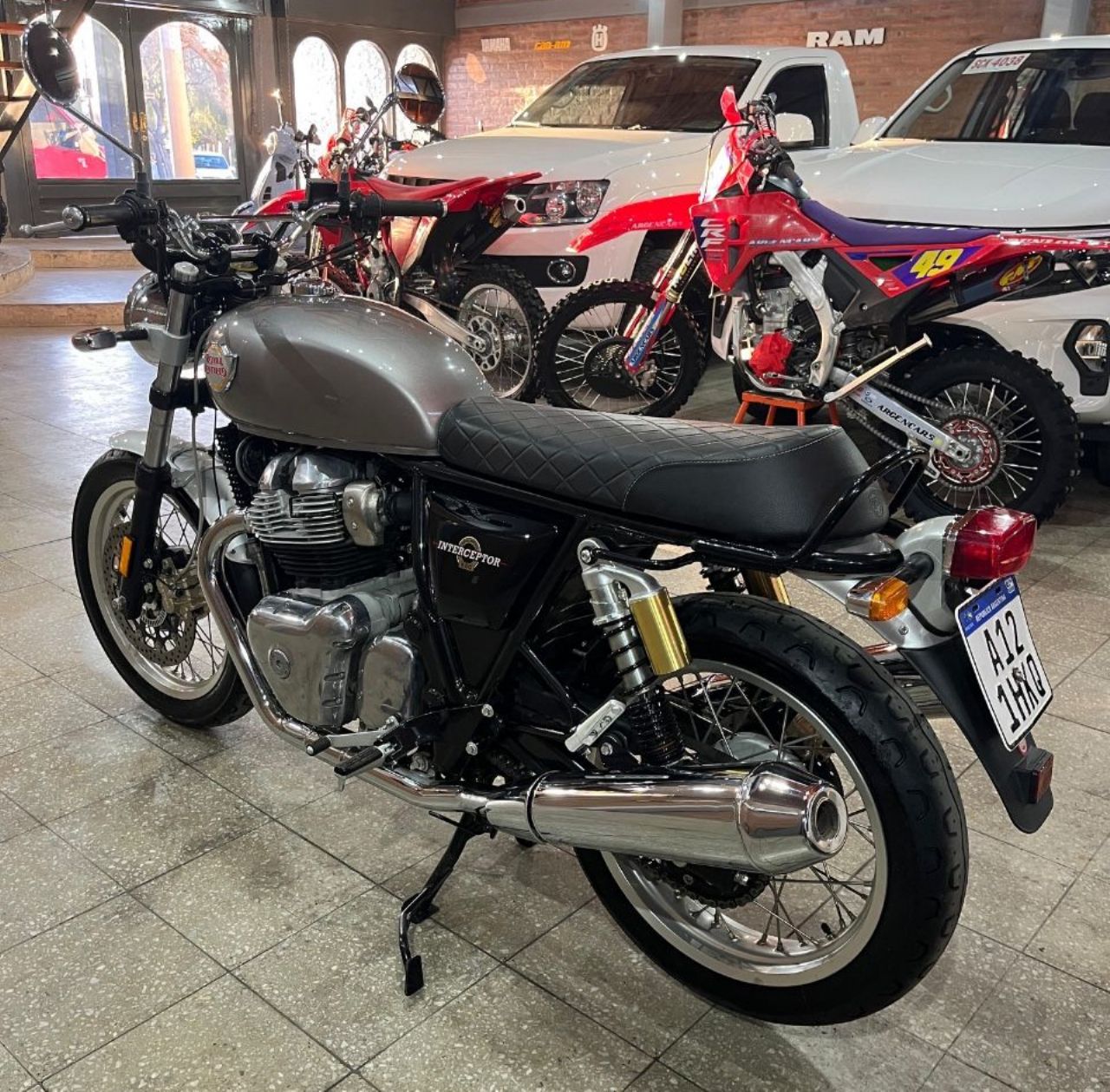 Royal Enfield Interceptor Usada Financiado en San Juan, deRuedas