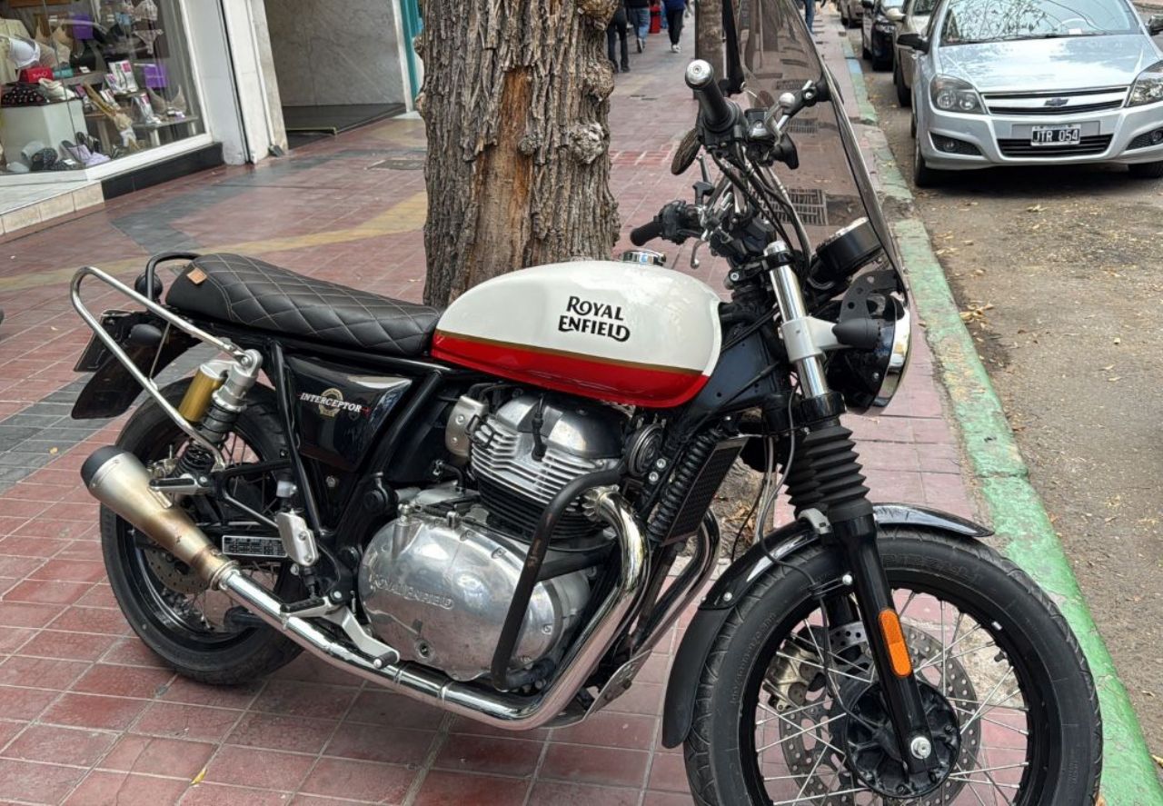 Royal Enfield Interceptor Usada en Mendoza, deRuedas