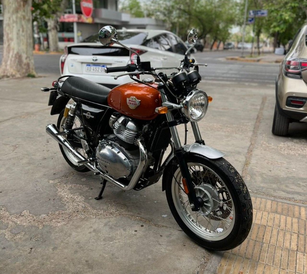 Royal Enfield Interceptor Usada en Mendoza, deRuedas