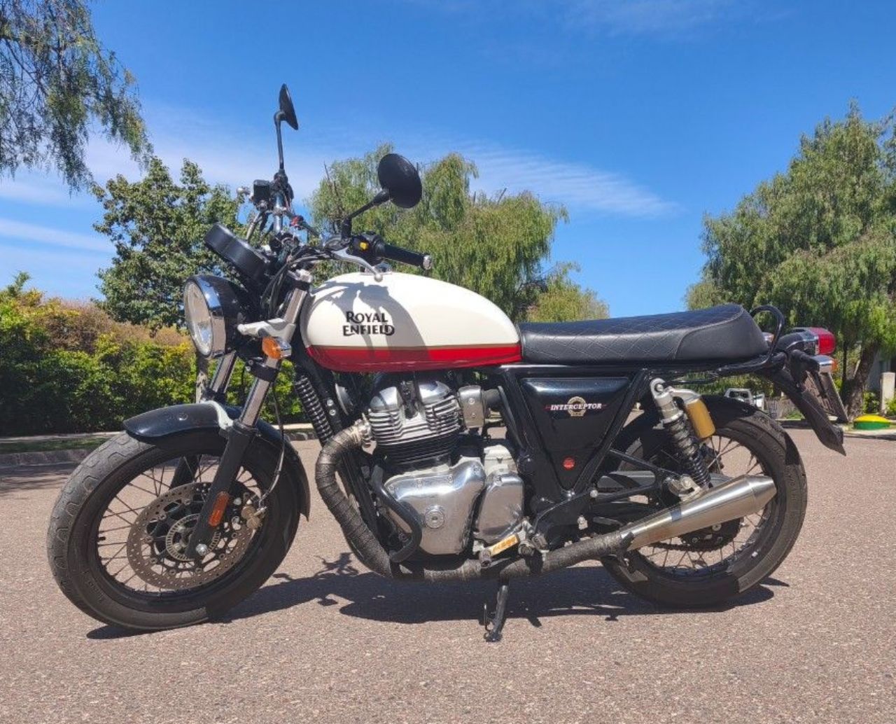 Royal Enfield Interceptor Usada en Mendoza, deRuedas