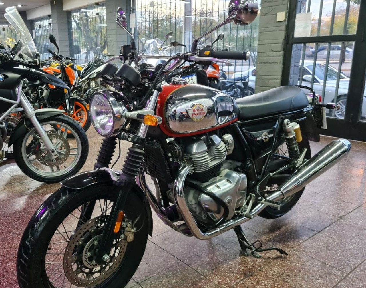 Royal Enfield Interceptor Usada en Mendoza, deRuedas