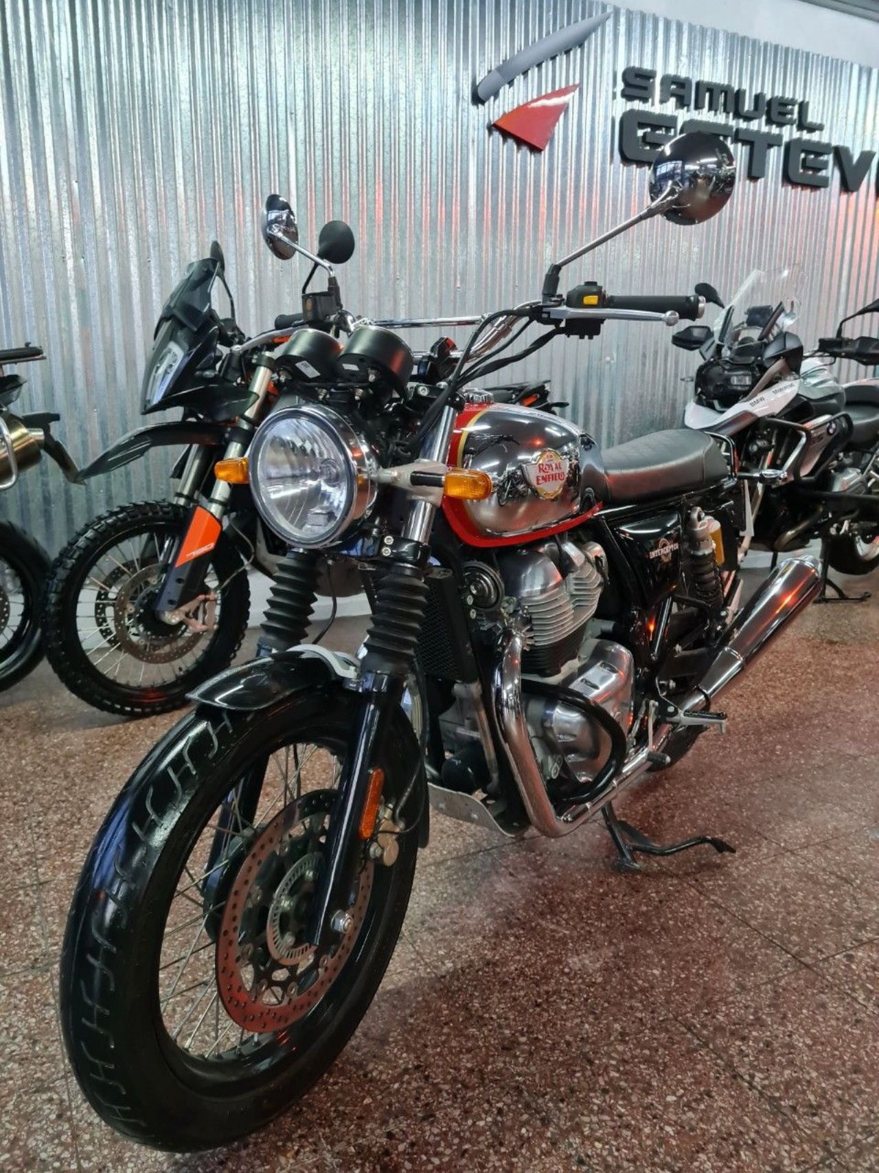 Royal Enfield Interceptor Usada en Mendoza, deRuedas