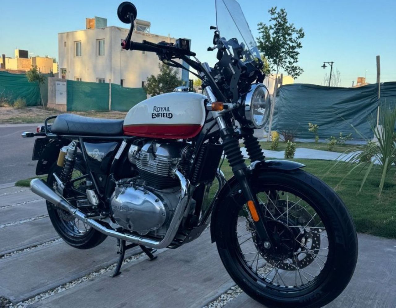 Royal Enfield Interceptor Usada en Mendoza, deRuedas