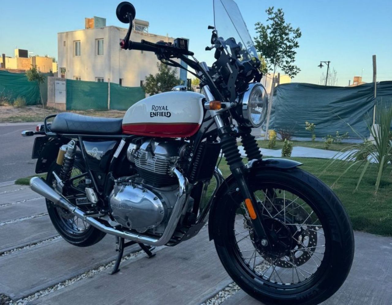 Royal Enfield Interceptor Usada en Mendoza, deRuedas
