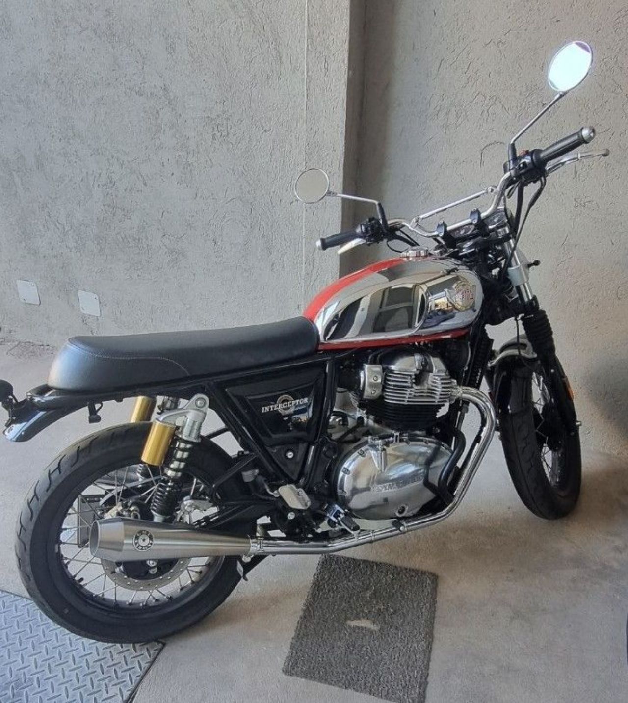 Royal Enfield Interceptor Usada en Mendoza, deRuedas