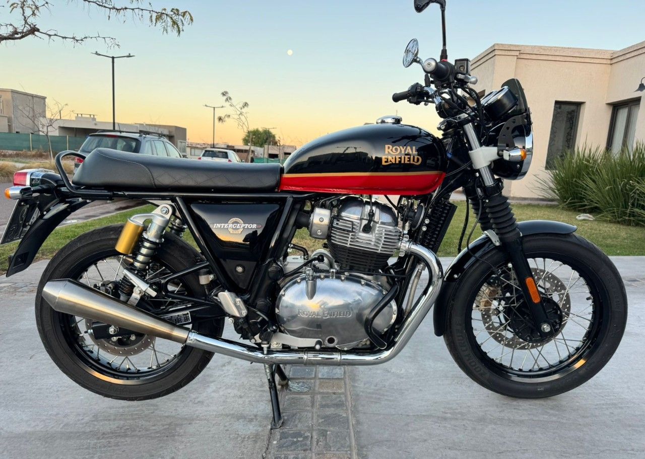 Royal Enfield Interceptor Usada en Mendoza, deRuedas