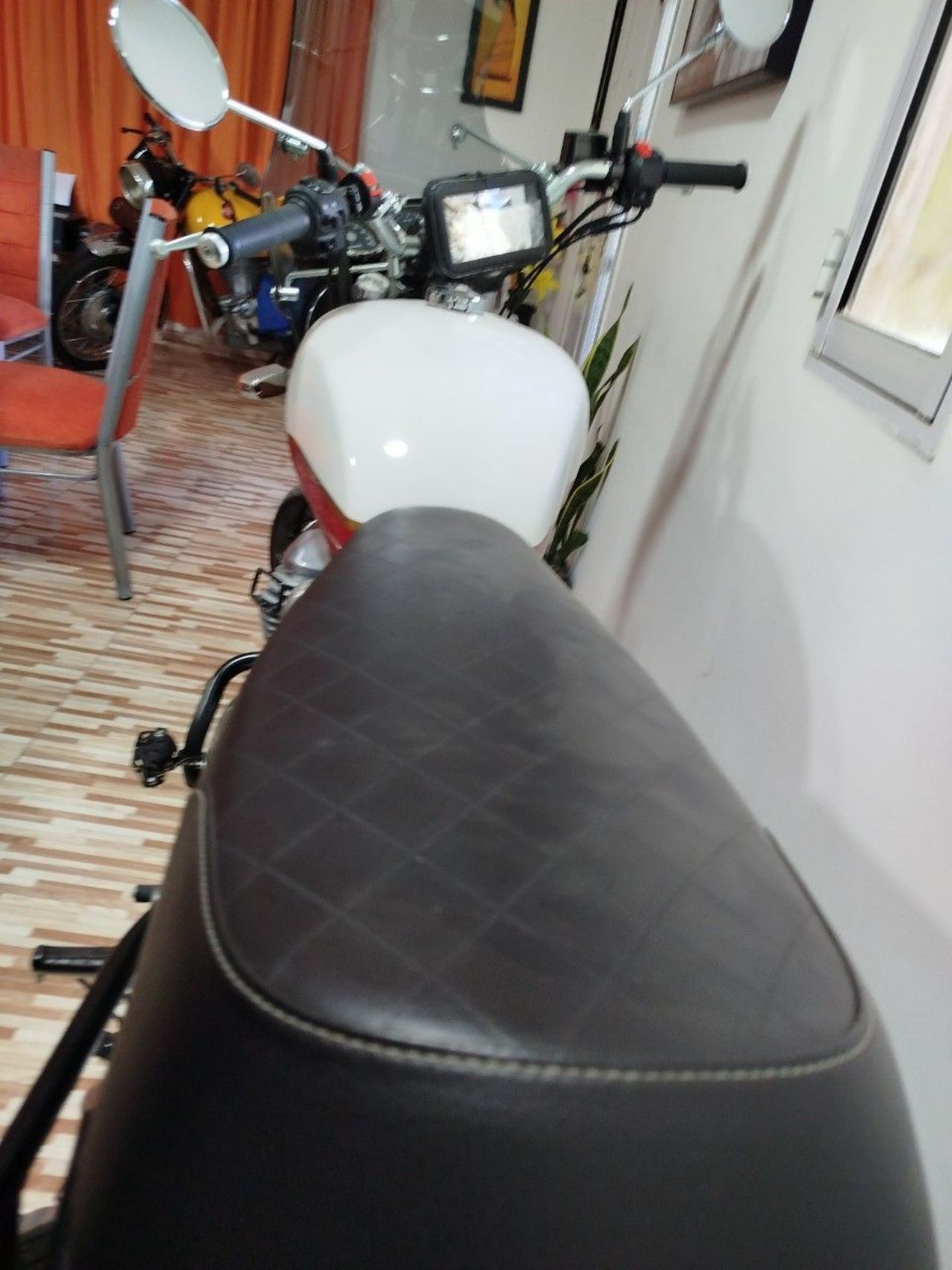 Royal Enfield Interceptor Usada en San Juan, deRuedas