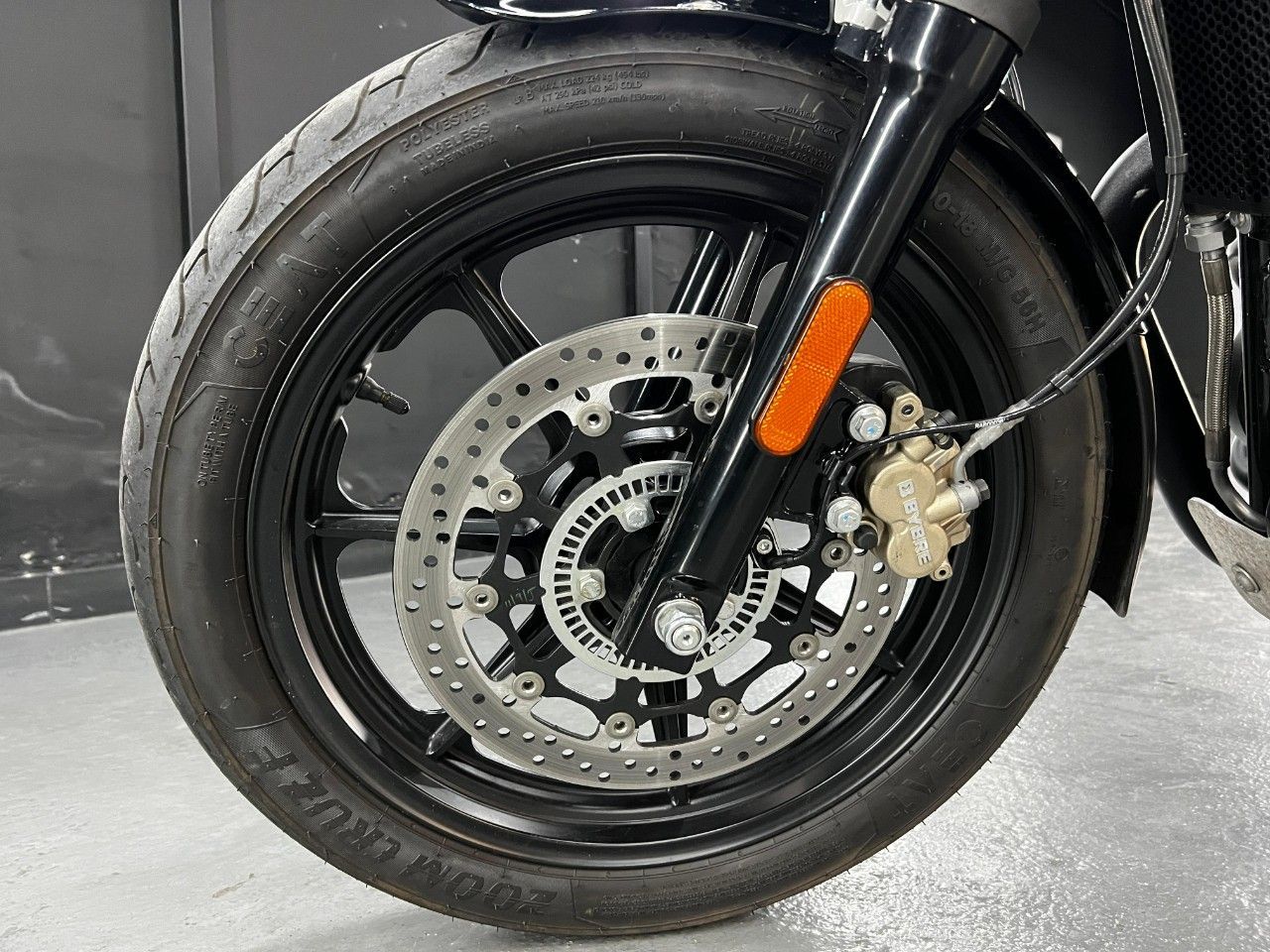 Royal Enfield Interceptor Usada en Córdoba, deRuedas
