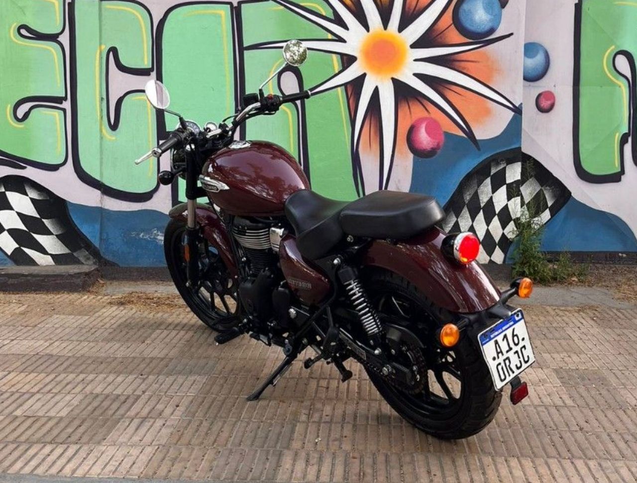 Royal Enfield Meteor Usada en Mendoza, deRuedas