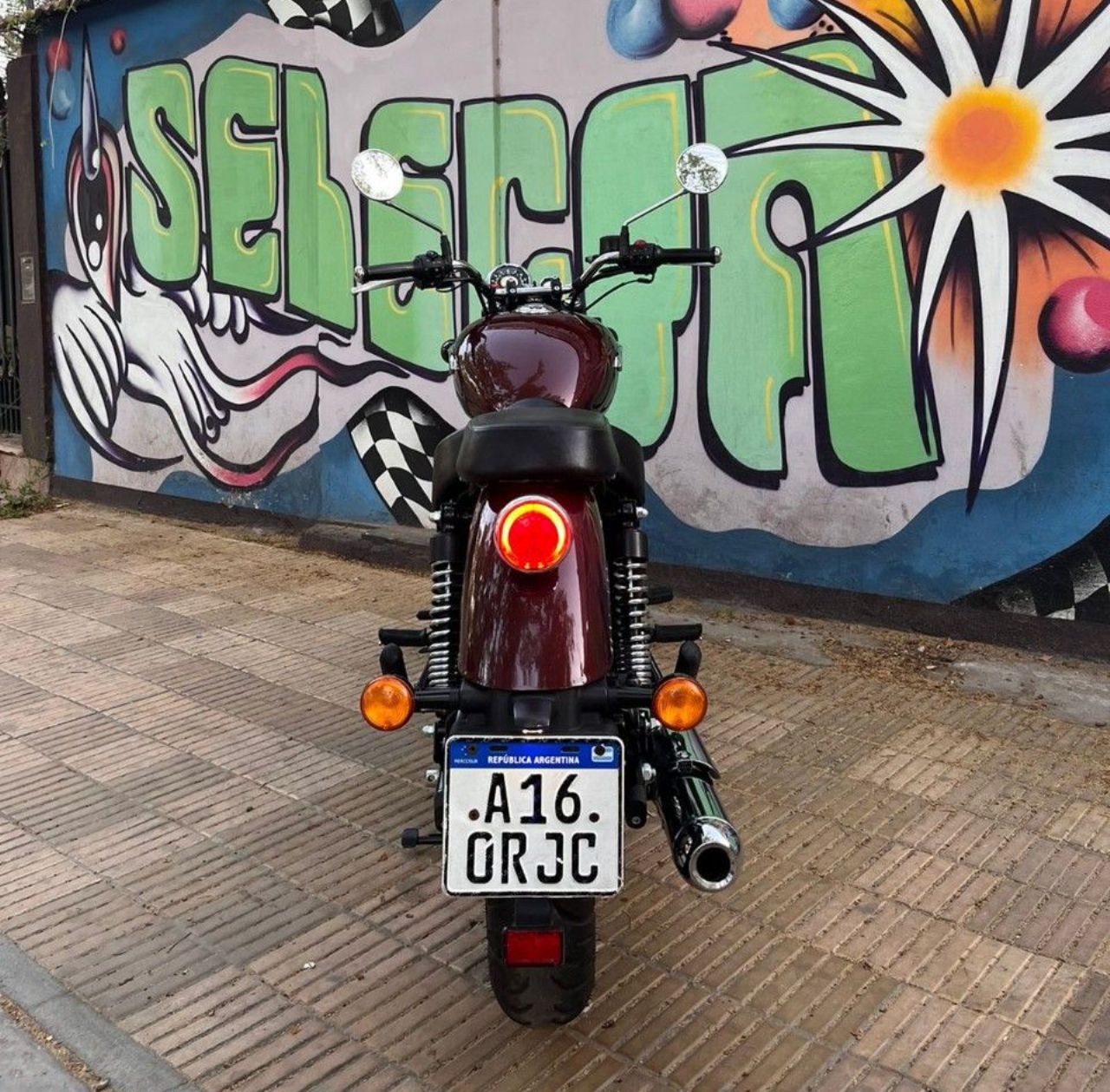 Royal Enfield Meteor Usada en Mendoza, deRuedas
