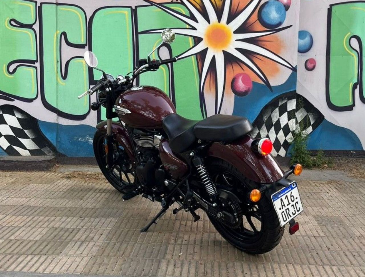 Royal Enfield Meteor Usada en Mendoza, deRuedas