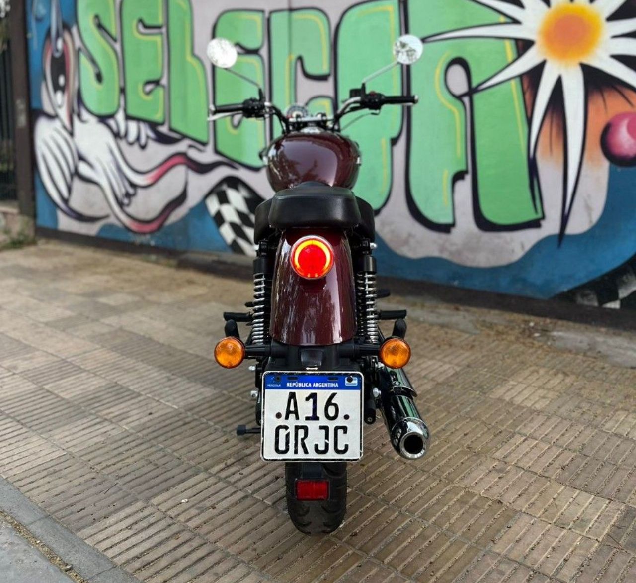 Royal Enfield Meteor Usada en Mendoza, deRuedas