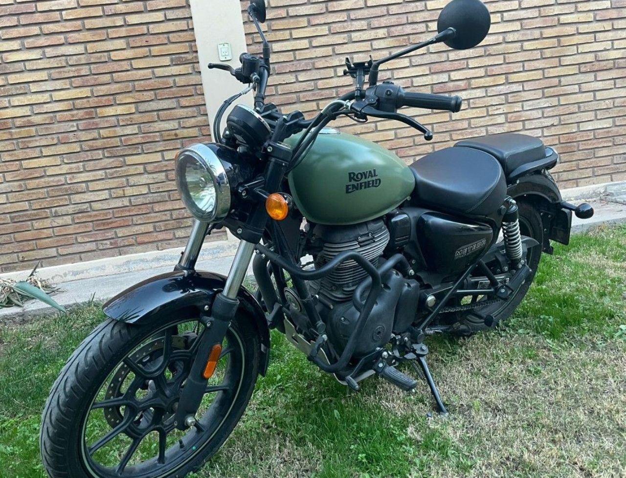 Royal Enfield Meteor Usada en Mendoza, deRuedas