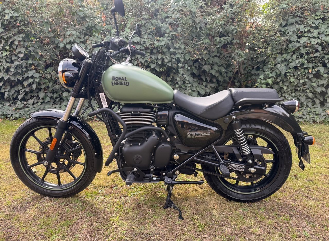Royal Enfield Meteor Usada en Mendoza, deRuedas