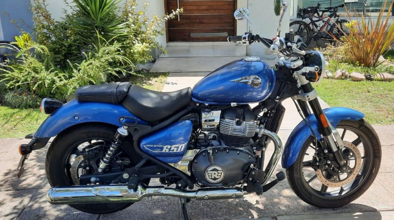 Royal Enfield Super Meteor Usada en Mendoza, deRuedas