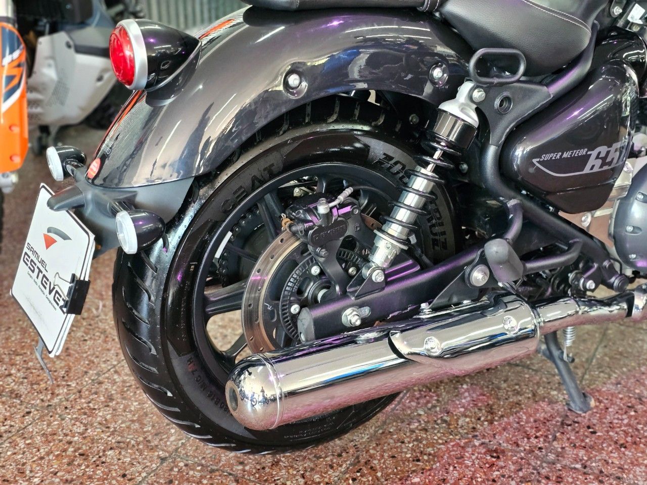 Royal Enfield Super Meteor Usada Financiado en Mendoza, deRuedas