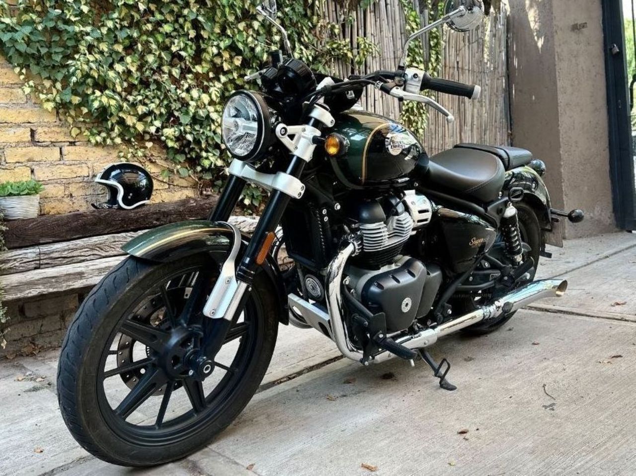 Royal Enfield Super Meteor Usada en Mendoza, deRuedas