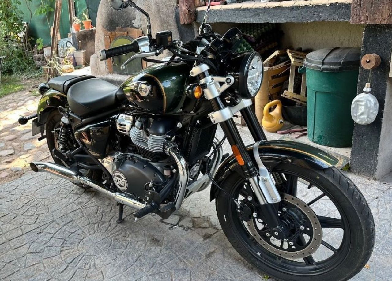 Royal Enfield Super Meteor Usada en Mendoza, deRuedas