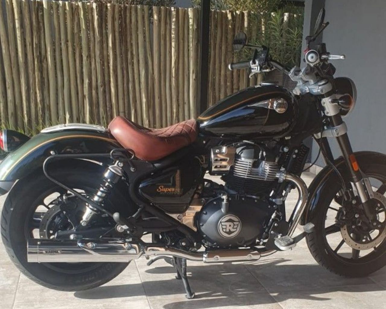 Royal Enfield Super Meteor Usada en Mendoza, deRuedas