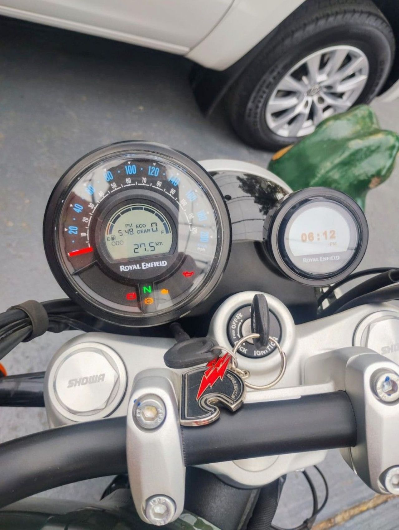Royal Enfield Super Meteor Usada en Mendoza, deRuedas