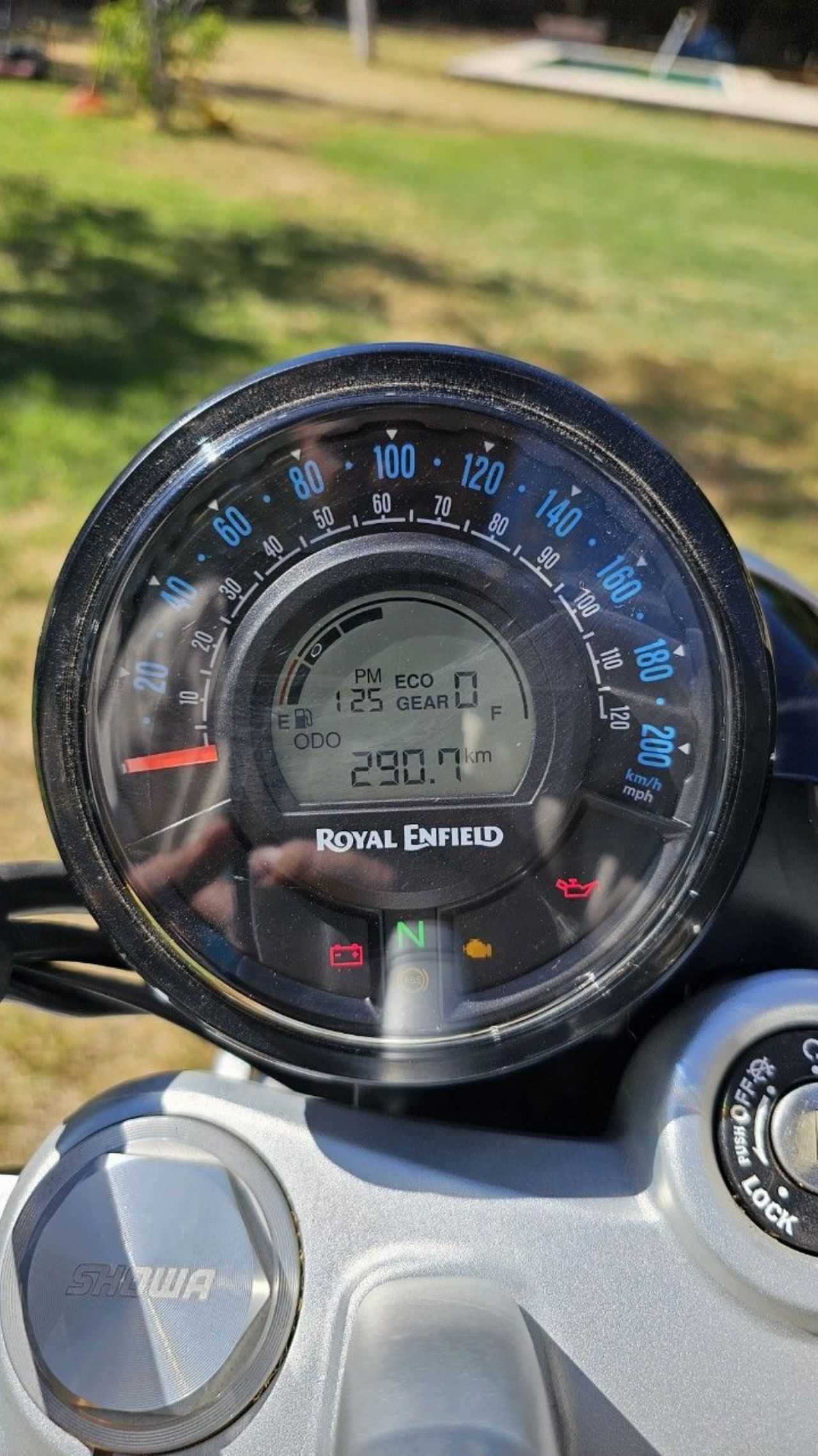 Royal Enfield Super Meteor Usada en San Juan, deRuedas
