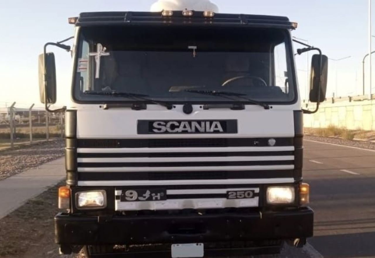 Scania P Usado en San Juan, deRuedas