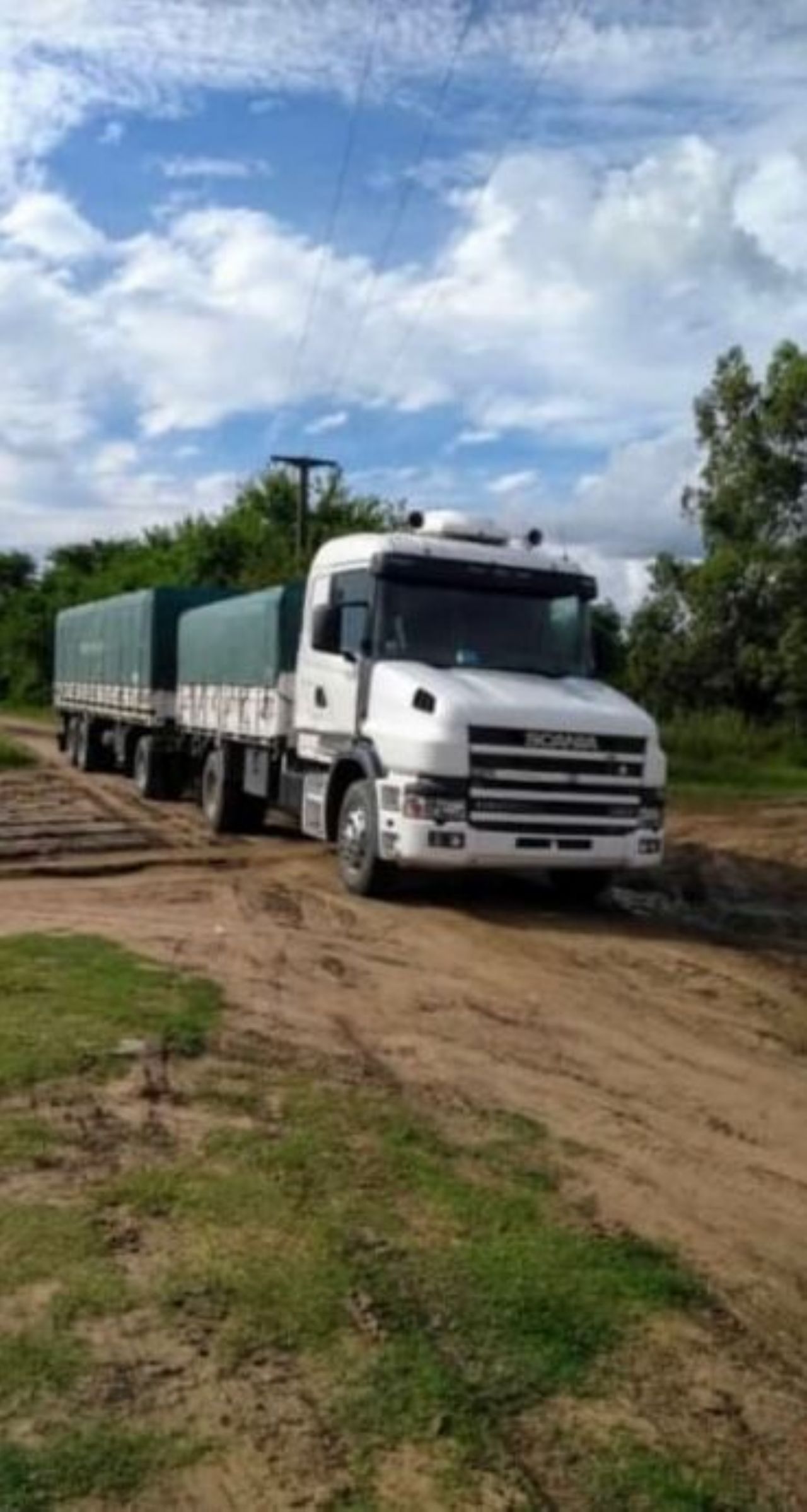 Scania T Usado en Buenos Aires, deRuedas
