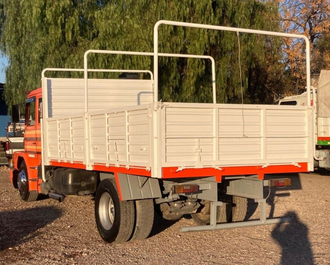 Scania T112H 4X2 S 54 Usado en Mendoza, deRuedas