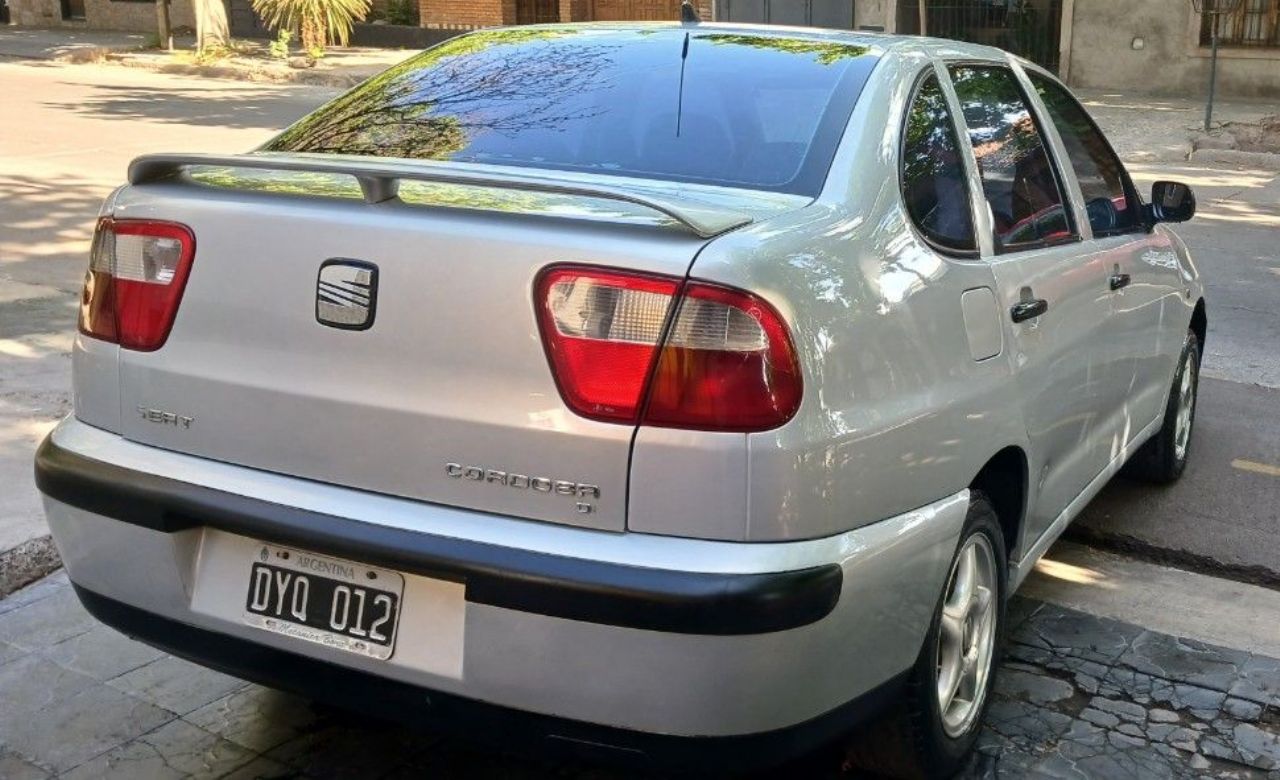 Seat Cordoba Usado en Mendoza, deRuedas