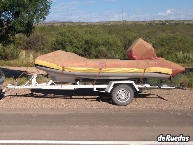 Semirrígido Kiel Usado en Mendoza, deRuedas