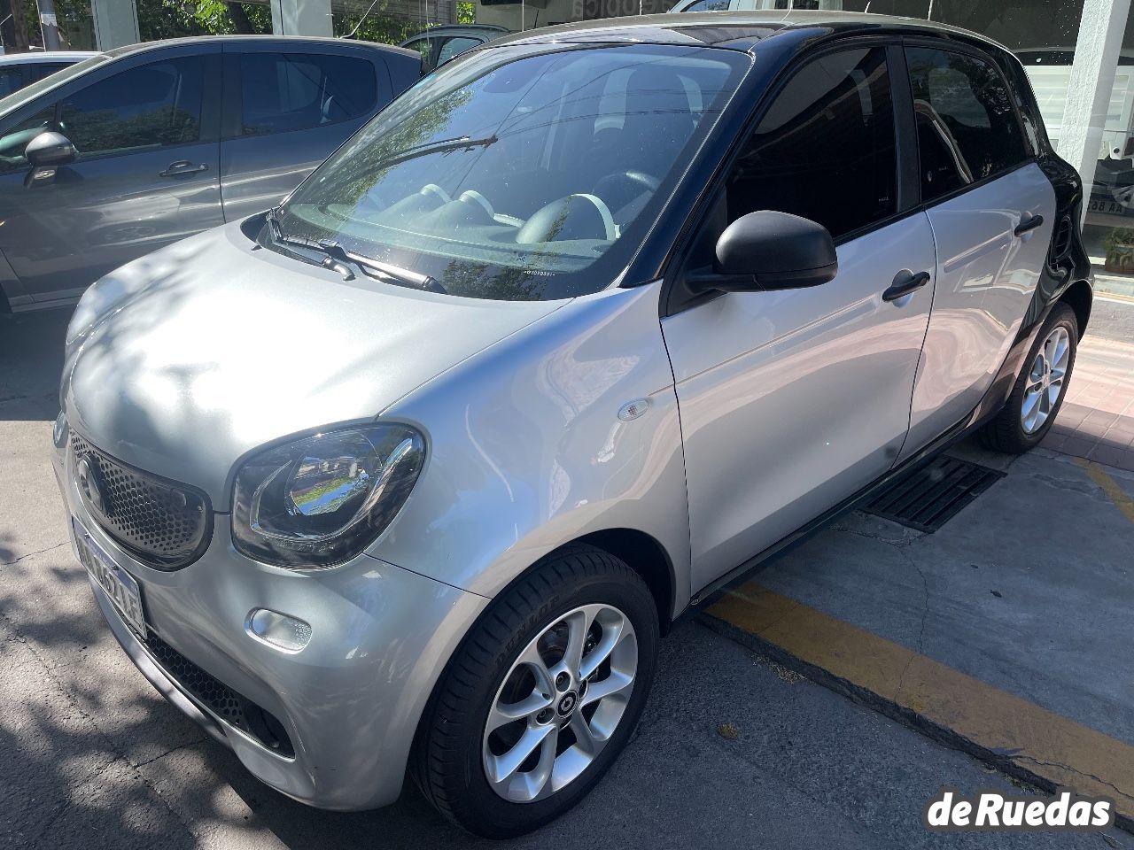 Smart Forfour Usado en Mendoza, deRuedas