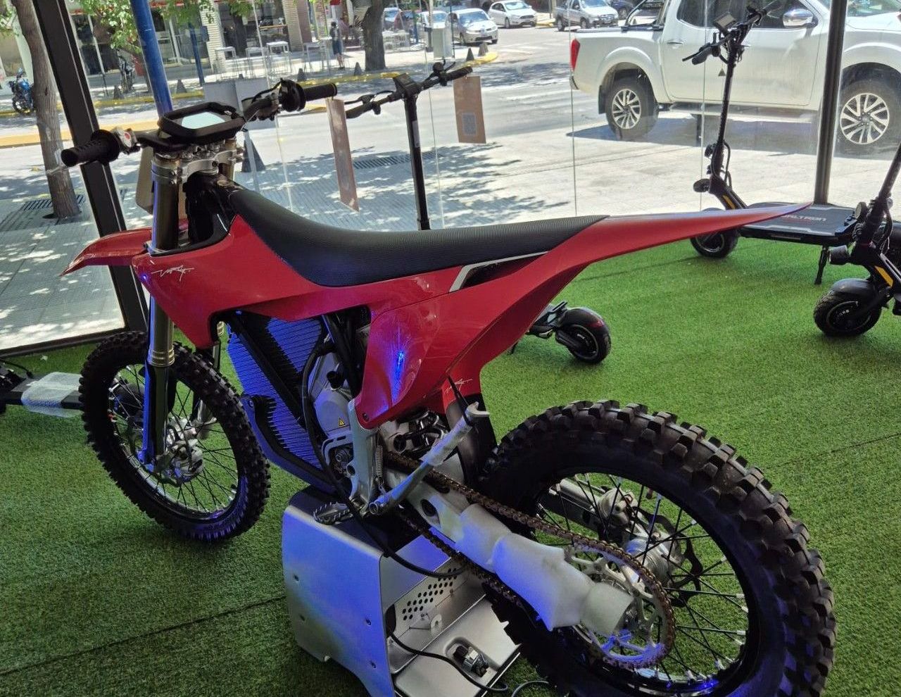 Stark Future Varg Nueva en Mendoza, deRuedas