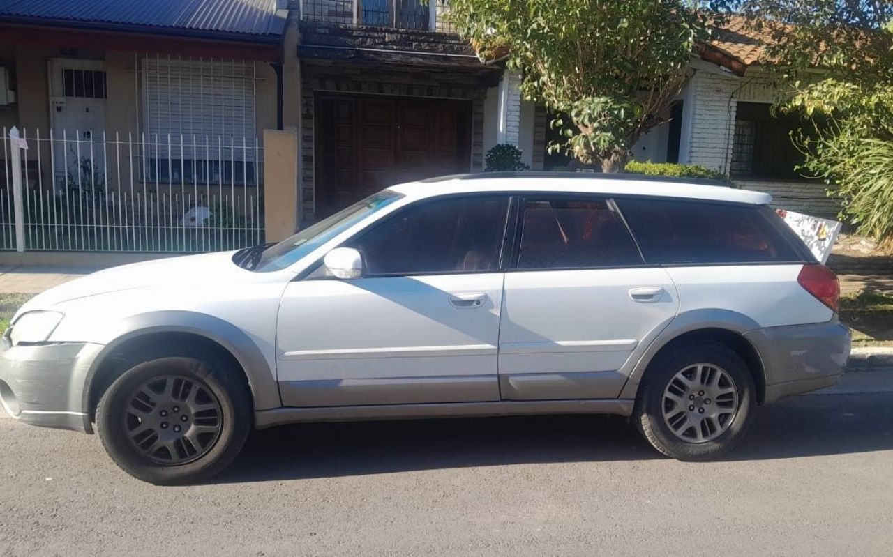Subaru Outback Usado en Buenos Aires, deRuedas