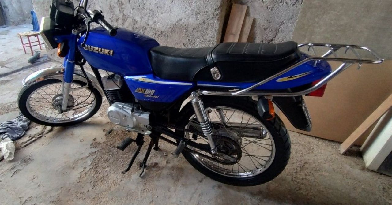 Suzuki AX Usada en Mendoza, deRuedas