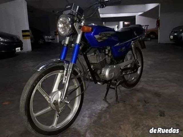 Suzuki AX Usada en Mendoza, deRuedas