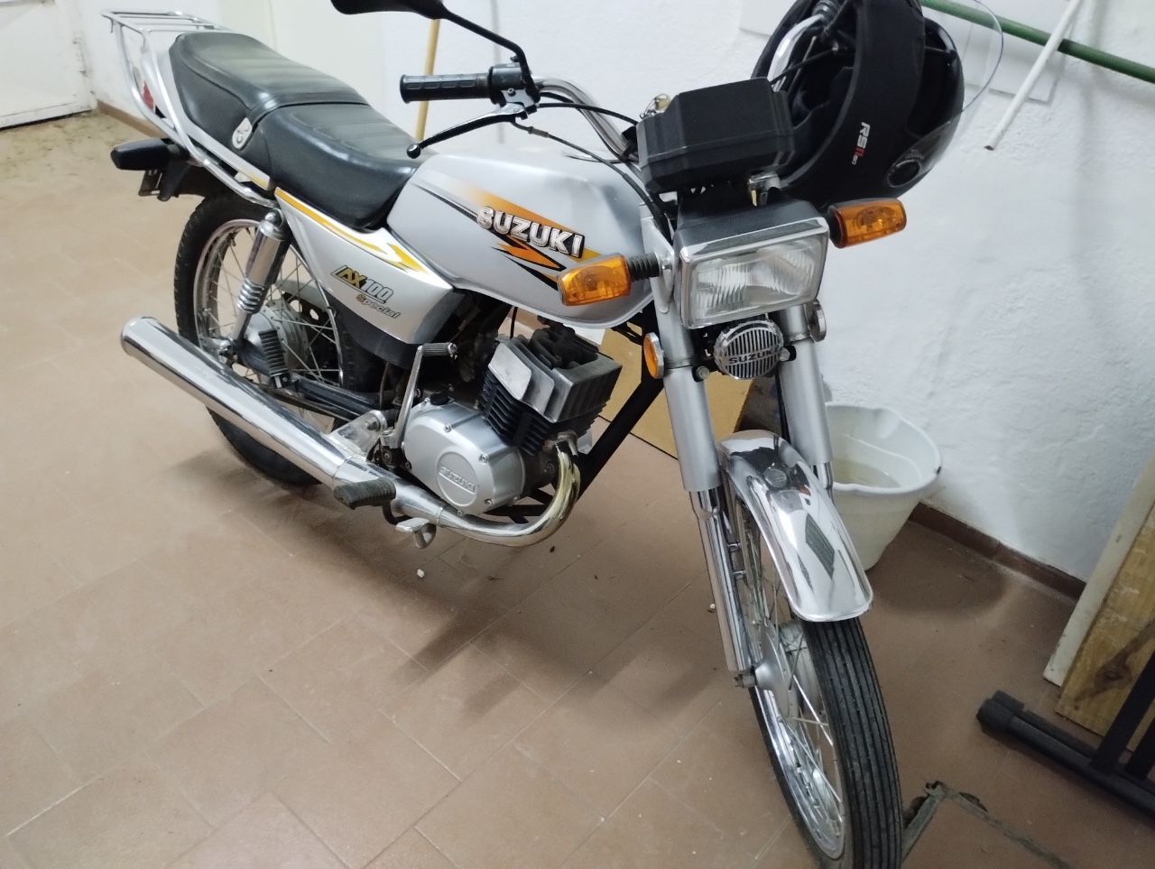 Suzuki AX Usada en Córdoba, deRuedas