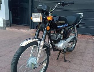Suzuki AX Usada en Mendoza