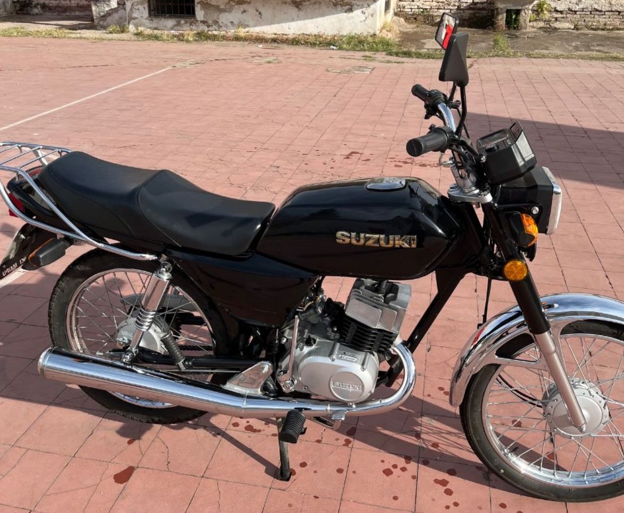 Suzuki AX Usada en Córdoba, deRuedas