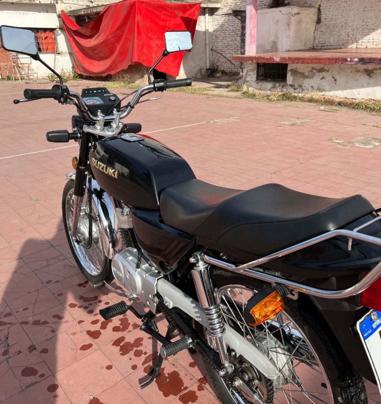 Suzuki AX Usada en Córdoba, deRuedas