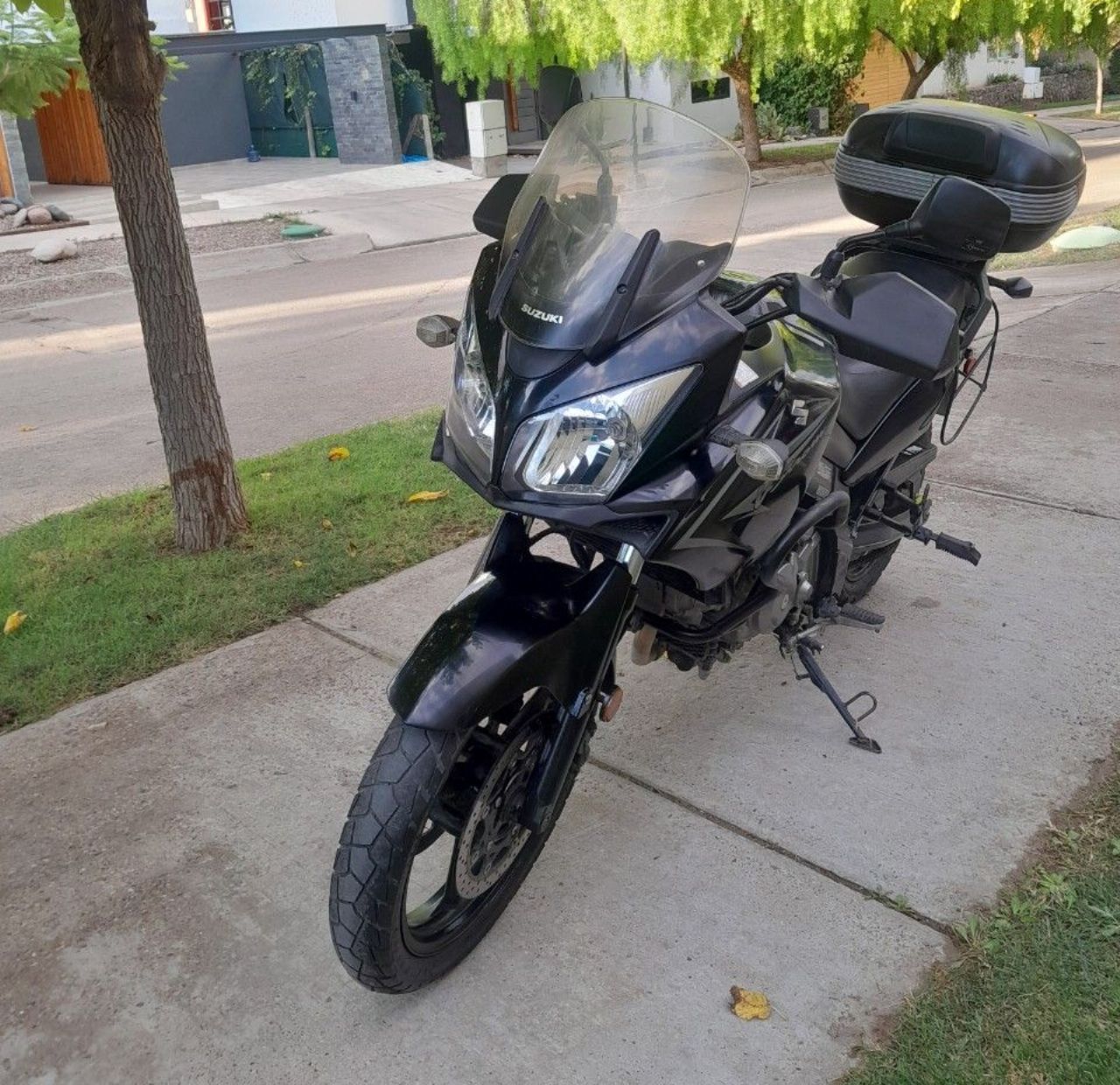 Suzuki DL Usada en Mendoza, deRuedas