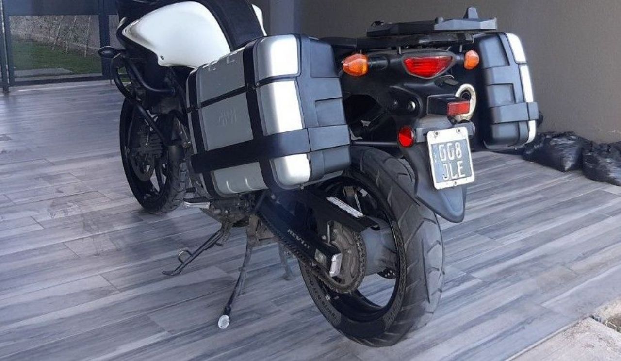 Suzuki DL Usada en Mendoza, deRuedas