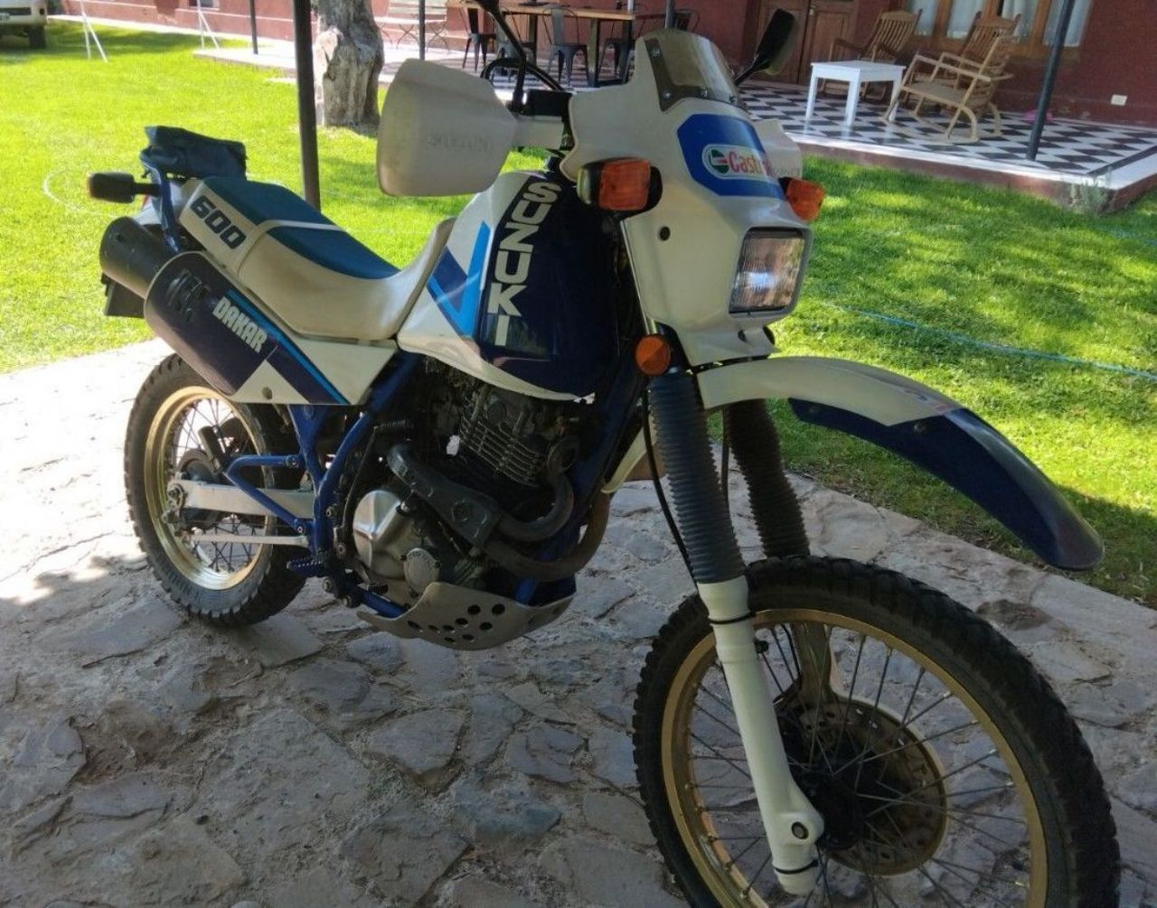 Suzuki DR Usada en Mendoza, deRuedas