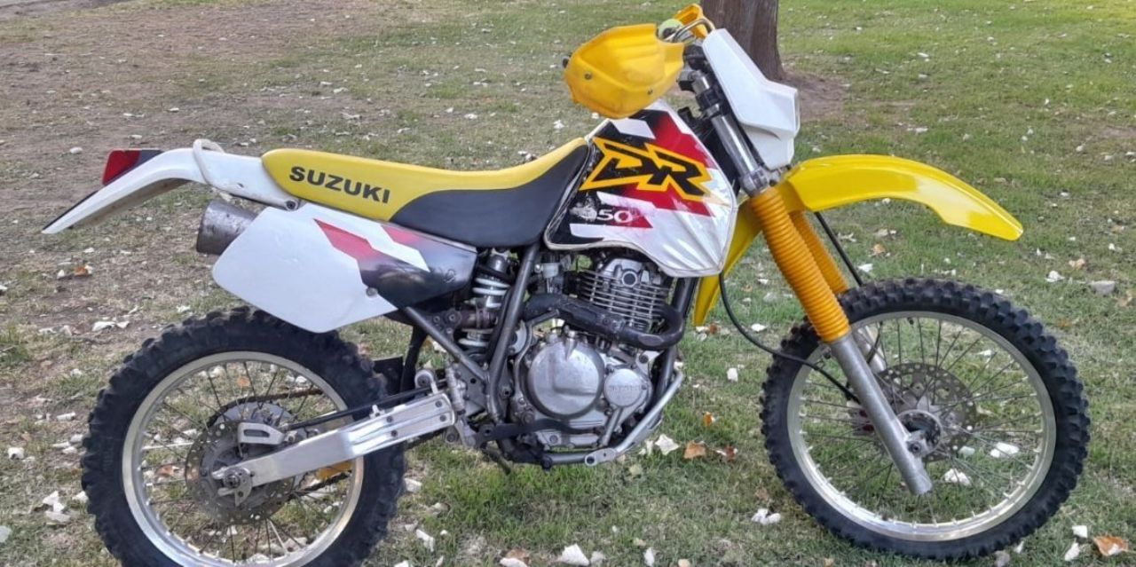 Suzuki DR Usada en Mendoza, deRuedas