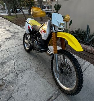 Suzuki DR Usada en Mendoza