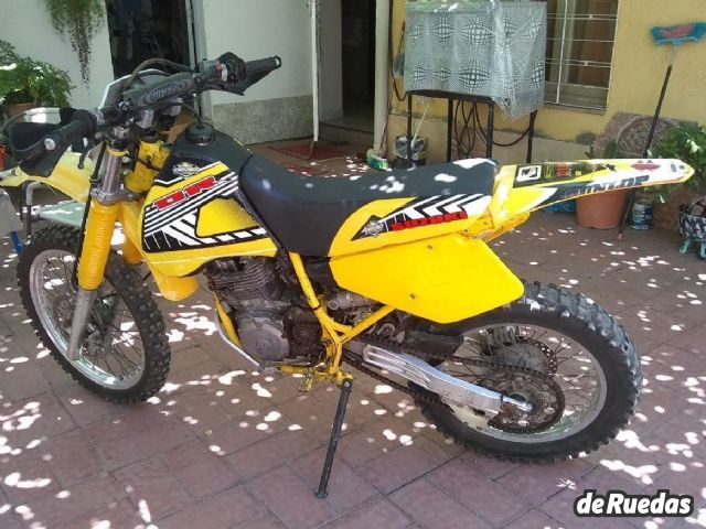 Suzuki DR Usada en Mendoza, deRuedas