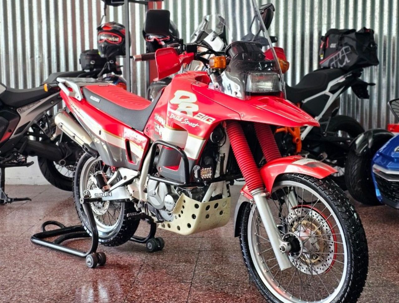 Suzuki DR Usada en Mendoza, deRuedas