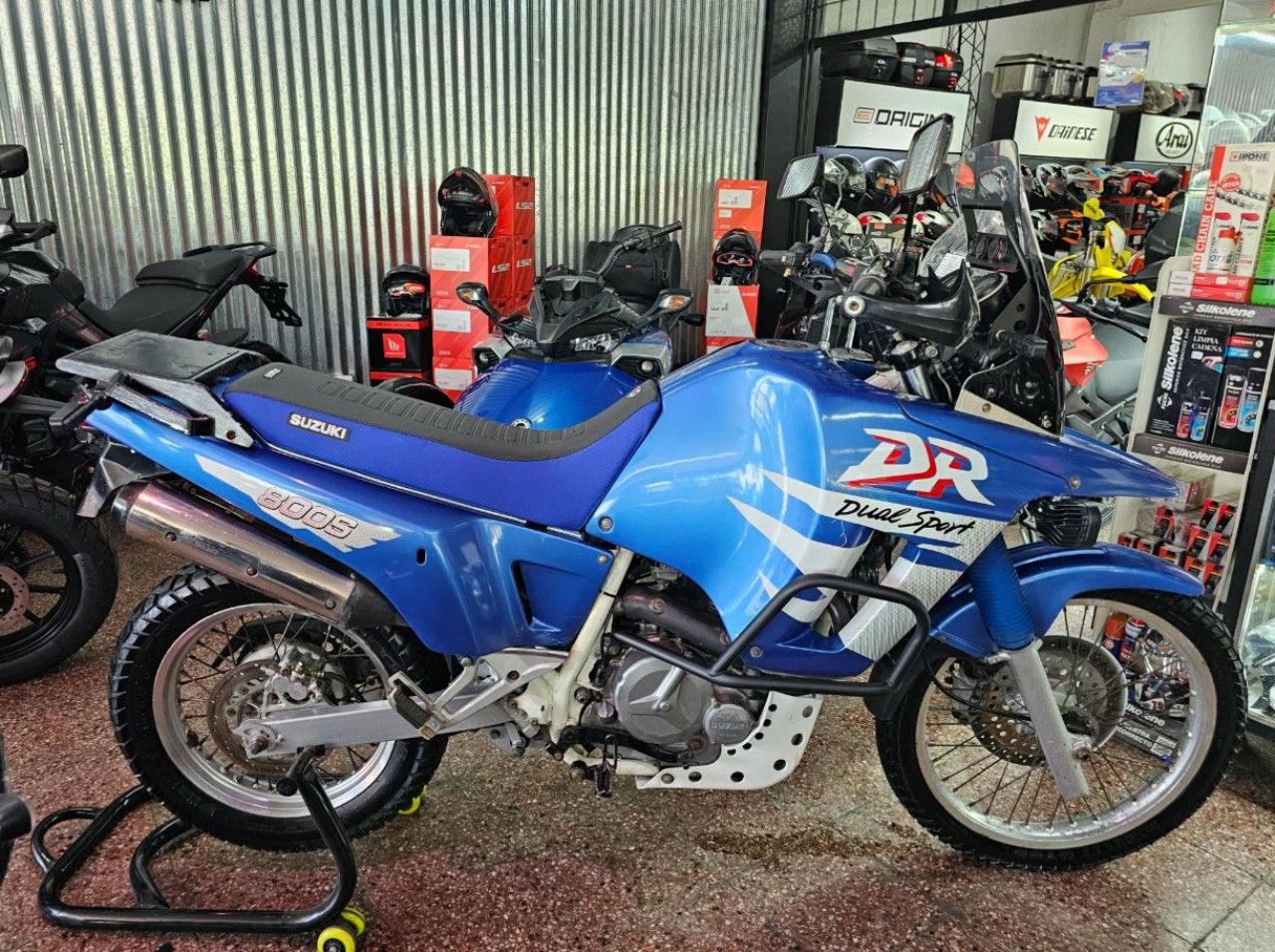 Suzuki DR Usada en Mendoza, deRuedas