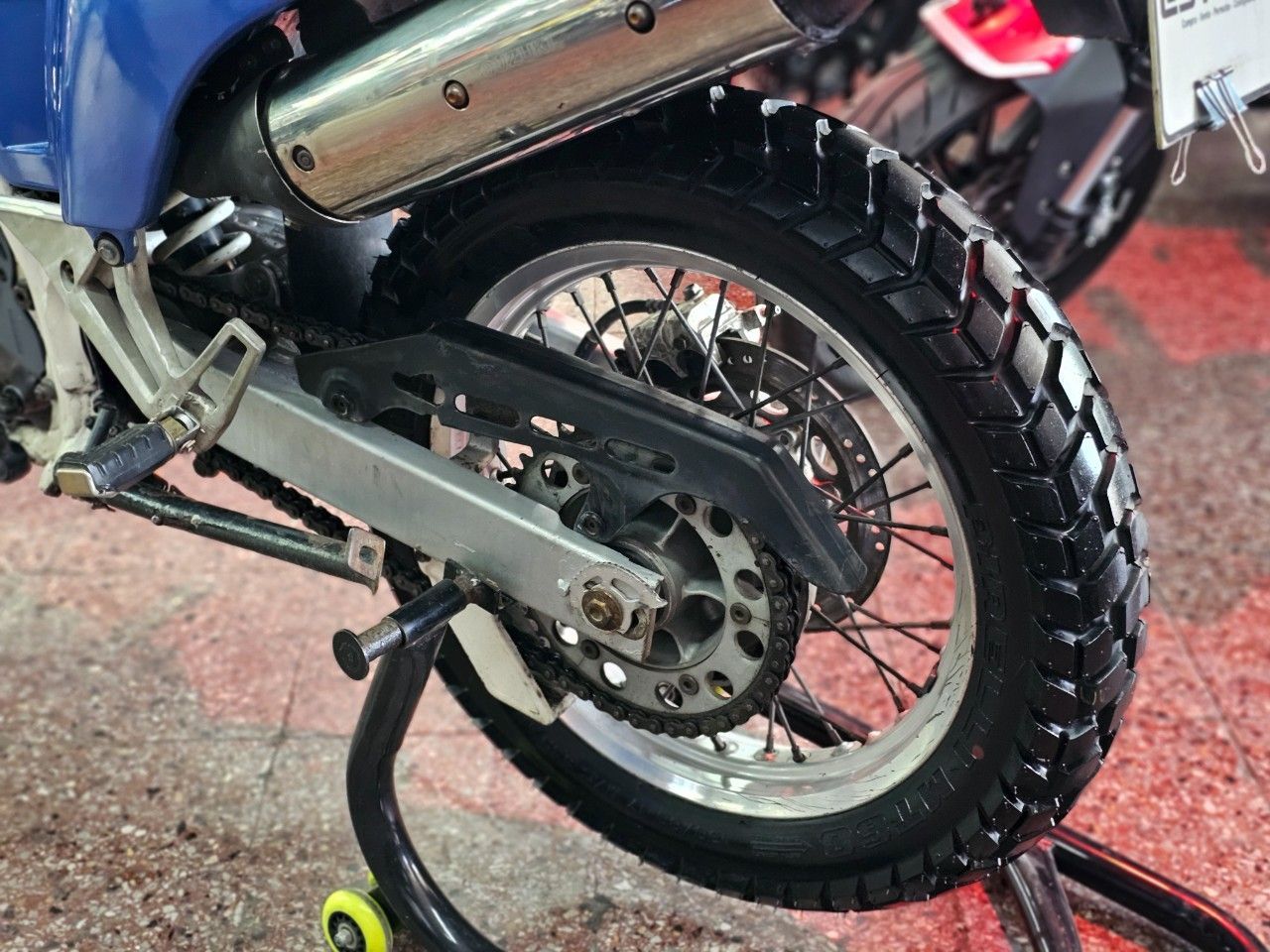 Suzuki DR Usada en Mendoza, deRuedas