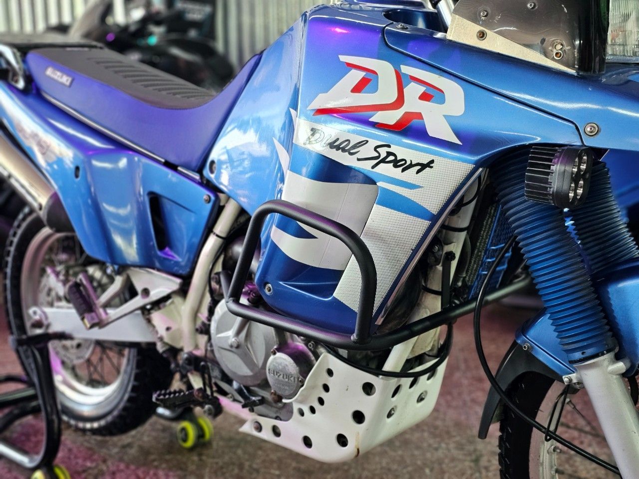 Suzuki DR Usada en Mendoza, deRuedas